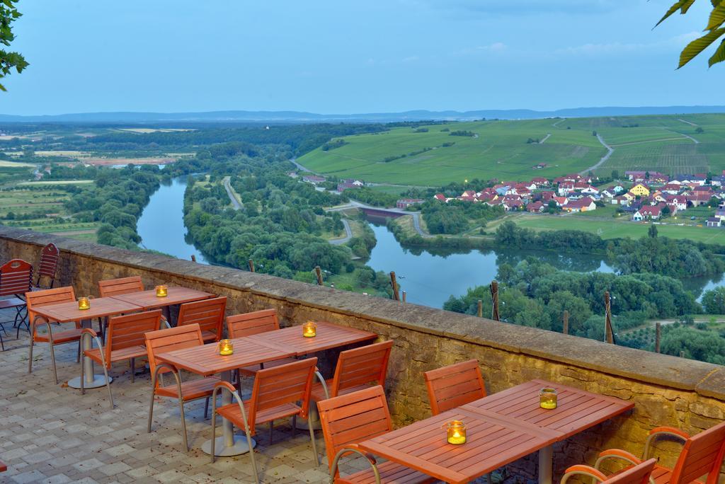 Hotel Vogelsburg Escherndorf Exterior foto