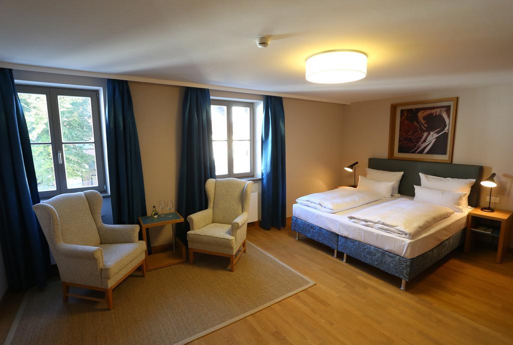 Hotel Vogelsburg Escherndorf Habitación foto