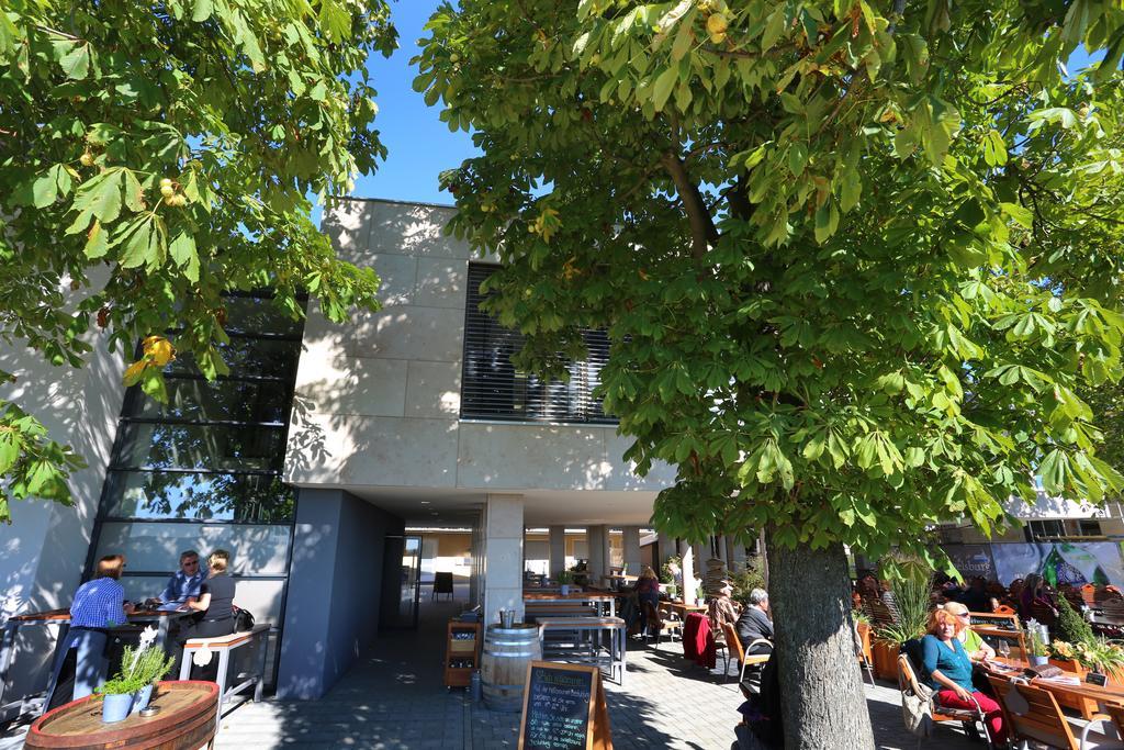 Hotel Vogelsburg Escherndorf Exterior foto